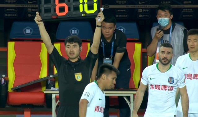  贾勒特阿伦封盖绝杀骑士胜活塞