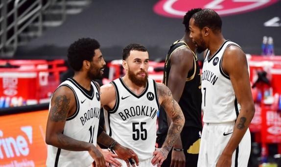  篮网官宣杜兰特续约两年，联手欧文冲击总冠军  