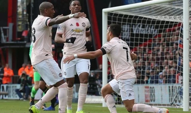  特里皮尔精准任意球绝杀伯恩茅斯  