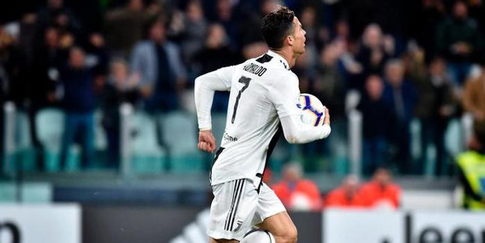 30, 都灵德比战补时戏剧性绝平收场