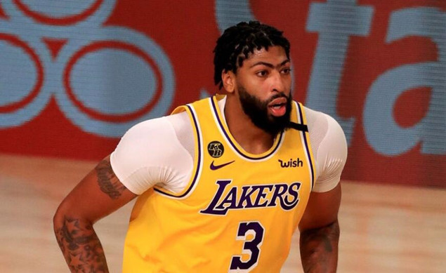  湖人主场不敌掘金，浓眉伤退引担忧  